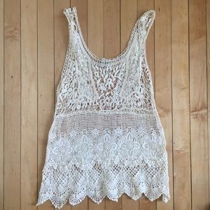 Small Zara Trafaluc white lace tank top